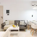 Homes 3 & 4 - Cozy Urban Retreats In The Heart Of * Kos Town