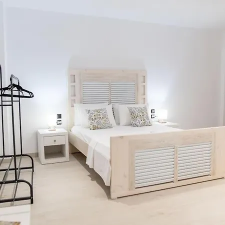 Apartment 3 - Cozy Urban Retreat In The Heart Of *