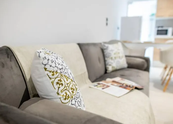 Homes 3 & 4 - Cozy Urban Retreats In The Heart Of Appartement Kos-stad