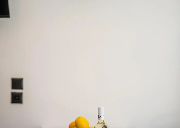 Daire Homes 3 & 4 - Cozy Urban Retreats In The Heart Of *