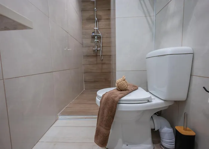 Apartament Homes 3 & 4 - Cozy Urban Retreats In The Heart Of Miasto Kos